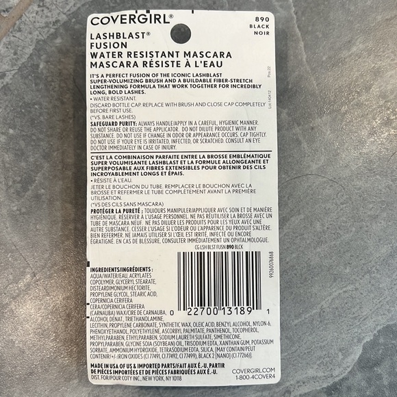 Cover Girl Lash Blast Fusion Mascara, Water Resistant - Picture 3 of 3